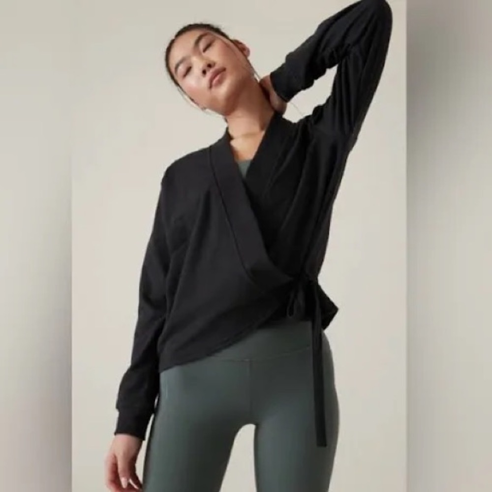 Athleta Retroterry Wrap Sweatshirt Tie Front Black